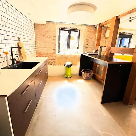 Charming Basement Odense